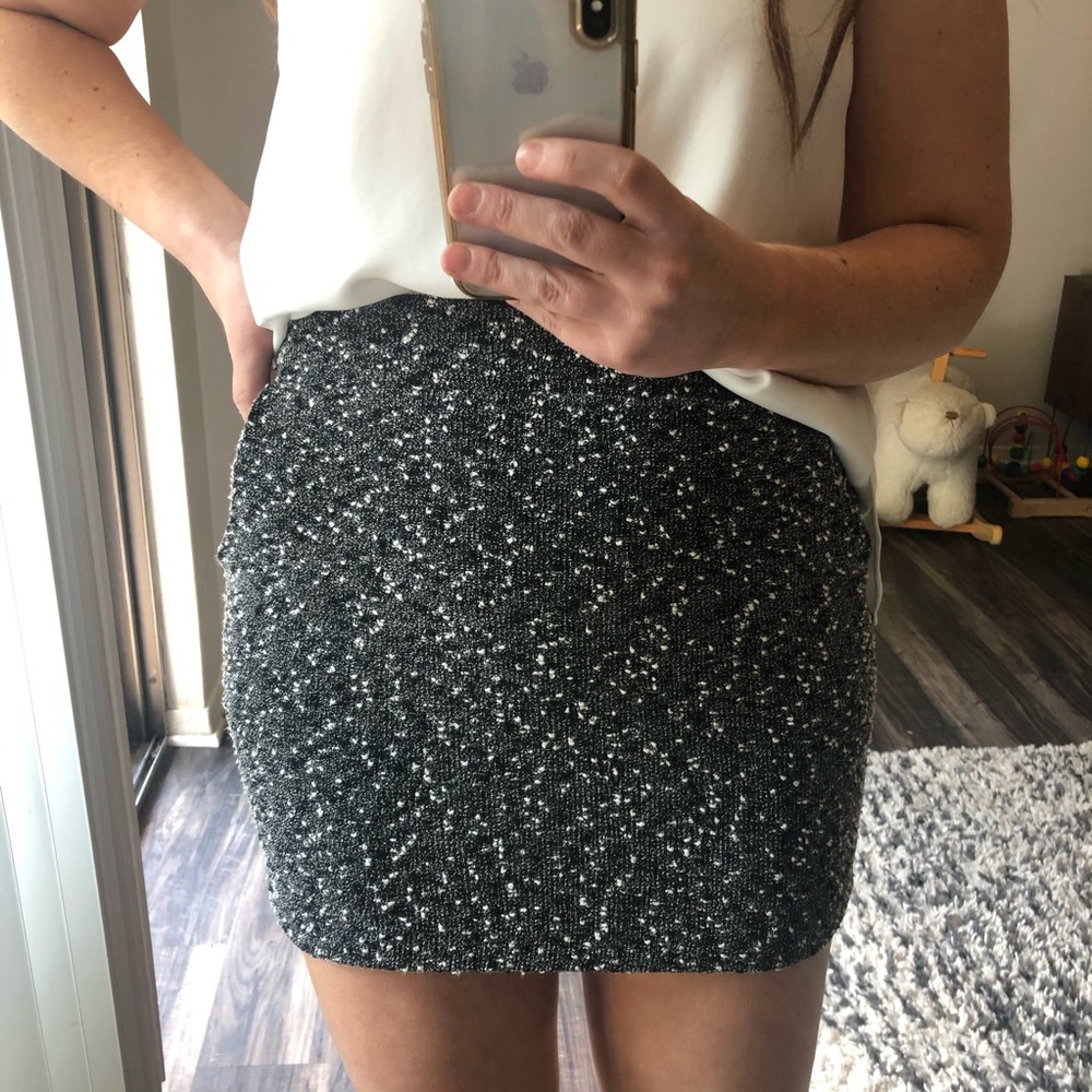 Black and white mini skirt